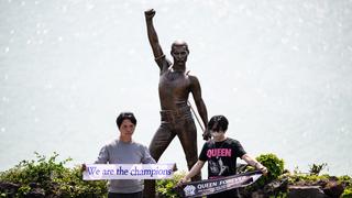 Corea del Sur: Fan de Queen inaugura una estatua de tamaño natural de Freddie Mercury