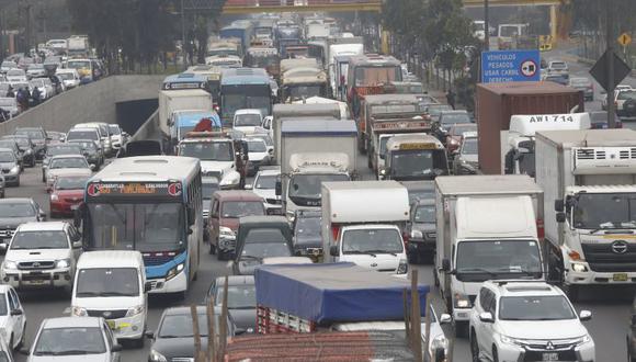 La medida apunta a ordenar el transporte urbano en Lima y Callao y acabar con la congestión vehicular. (El Comercio)