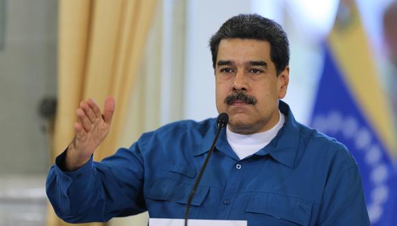 "Junto a Cuba sigamos trabajando", dijo el líder chavista. (Foto: AFP)