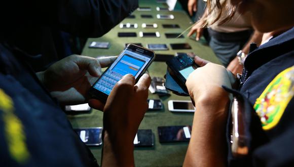 Policía Nacional decomisó 59 teléfonos celulares. (USI)