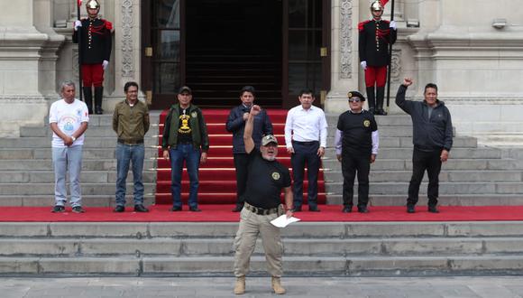 Pedro Castillo convocó ayer a Palacio de Gobierno a licenciados de las Fuerzas Armadas. (Foto: GEC)