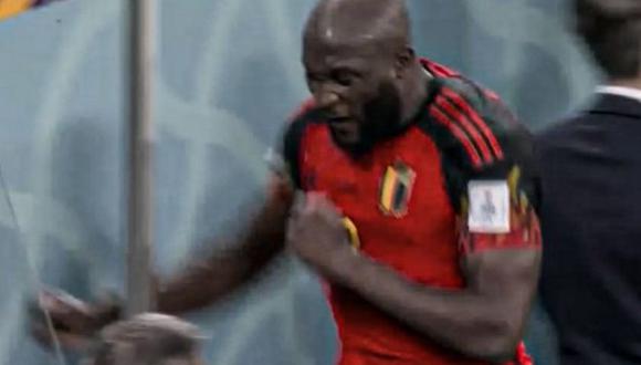 Romelu Lukaku descargó su ira con el banquillo tras eliminación de Bélgica del Mundial. (Captura: DirecTV Sports)