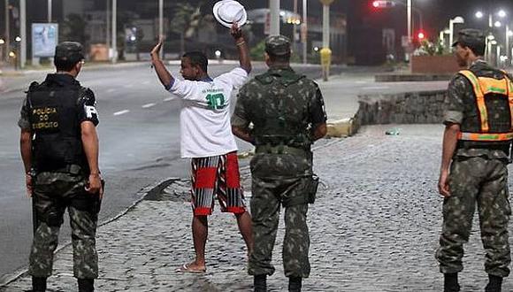 Un contingente de 650 policías fue enviado Salvador, pero no se da abasto. (Internet)