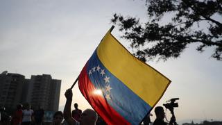 En Venezuela "podría configurarse una guerra civil en las próximas horas", advierte Andrés Gómez