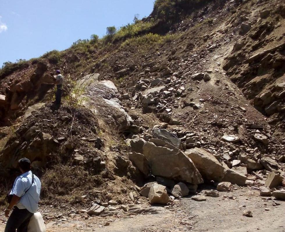 Las fuertes precipitaciones causaron daños en casas y caminos de caseríos de la provincia de Huancabamba.