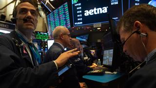 Wall Street cierra mixto en medio de otra sesión volátil