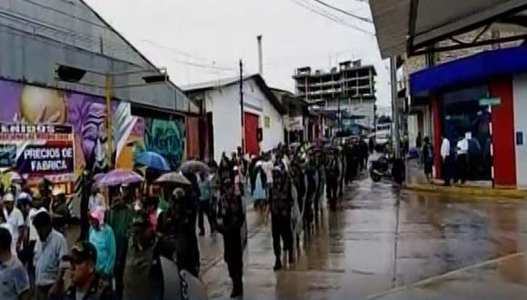 Productores arroceros salieron a protestar en medio de lluvias. (Foto: Captura/RPP Noticias)