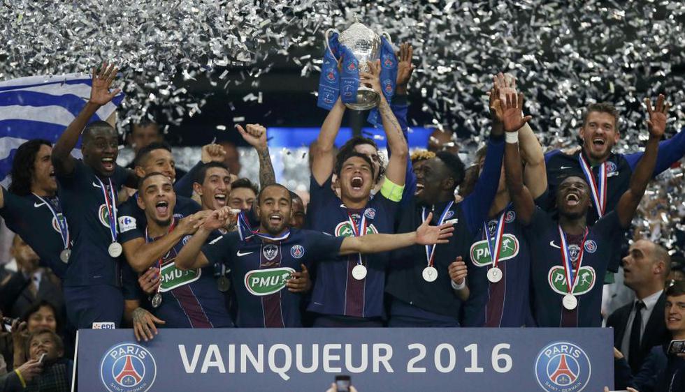 PSG derrotó 2-0 al Marsella con 'doblete' de Zlatan Ibrahimovic y conquistó la Copa de Francia. (AFP)