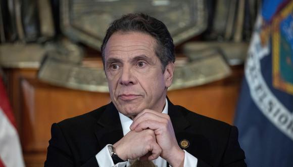 El gobernador de Nueva York, Andrew Cuomo, llamó a todos los neoyorquinos que tengan síntomas o crean que hayan estado expuestos al virus a imitarlo. (Foto: EFE/ Mike Groll).