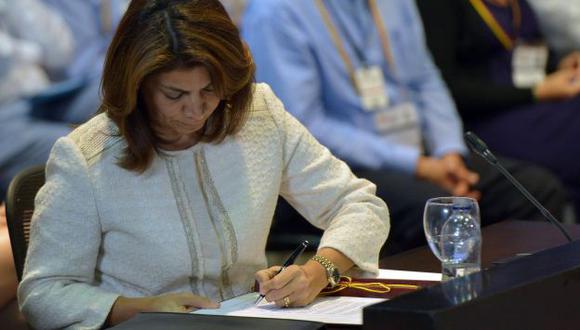 Laura Chinchilla firmó hoja de ruta para la adhesión de su país como miembro pleno de la Alianza del Pacífico. (EFE)