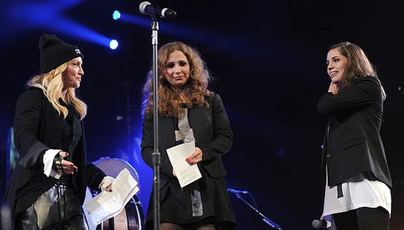 Integrantes de Pussy Riot en concierto benéfico con Madonna. (AFP)