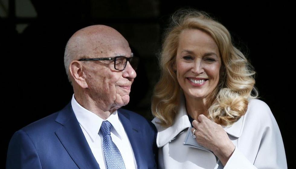 Rupert Murdoch se casó en Londres con la actriz Jerry Hall, exesposa de Mick Jagger. (Reuters)