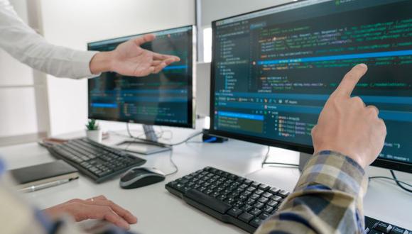 En el mercado laboral existen amplias oportunidades para los programadores, en una industria del software que genera más de un millón de vacantes por año en toda la región.