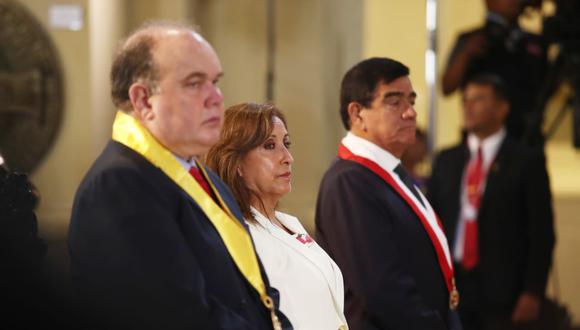 Dina Boluarte asistió hoy miércoles 18 de enero a la Misa y Te Deum ofrecido por el Arzobispo de Lima, monseñor Carlos Castillo, por el Aniversario de Lima. (GEC)