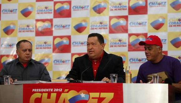 Hugo Chávez ofreció una conferencia de prensa y explicó temas de su campaña. (AVN)