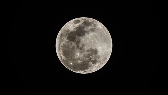 "Luna de Nieve" recibe este apodo por producirse en una temporada de grandes nevadas en el hemisferio norte.&nbsp;(Foto: AFP)