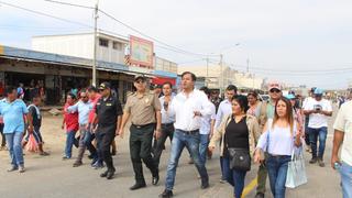 Amenazan de muerte al alcalde de Piura tras desalojo de ambulantes