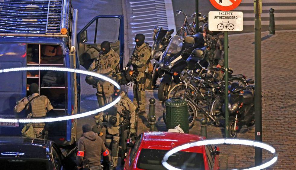 Dos hermanos fueron detenidos en Bruselas en operación vinculada a atentados en París. (AFP)