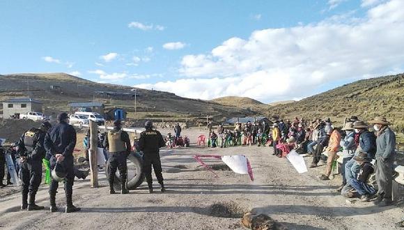 Residentes de la provincia de Chumbivilcas bloquean el corredor minero (Foto referencial)