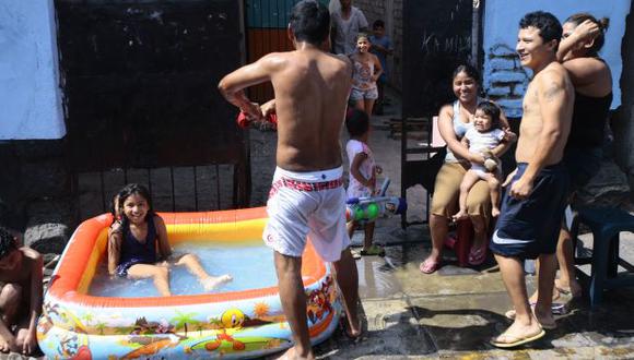 Carmen de la Legua: s/ 2,050 será la multa para quienes armen piscinas portátiles en las calles. (Perú21)