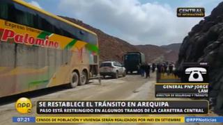 Restablecen tránsito en carreteras hacia Arequipa tras intensas lluvias