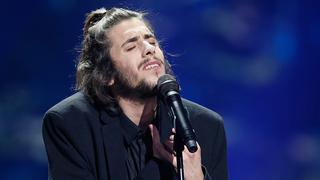 Portugal gana el Festival musical 'Eurovision 2017' con la canción 'Amar Pelos Dois' interpretado por Salvador Sobral  [Fotos y Video]