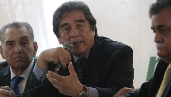 Toma partido. Luis Thais compara respaldo a la gestión de Villarán con el que le dan a Humala. (Rafael Cornejo)