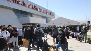 Ministerio de Trabajo autorizó huelga de trabajadores de aeropuertos en plena Semana Santa