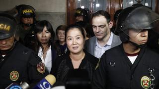 Keiko Fujimori predica contra el populismo que practica su bancada