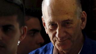 Israel: Condenan a prisión a exjefe de gobierno Ehud Olmert por corrupción