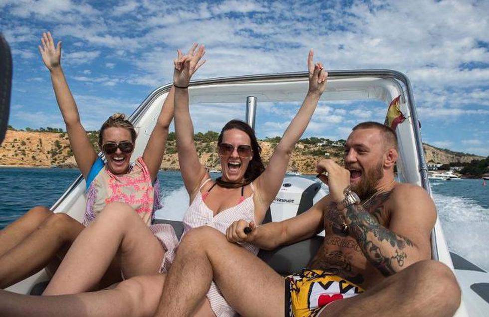 McGregor disfruta de sus lujosas vacaciones al bordo de yates. (Instagram/@thenotoriousmma)