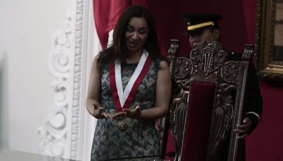 La vicepresidenta Marisol Espinoza exigió que se investigue su caso. (Mario Zapata)