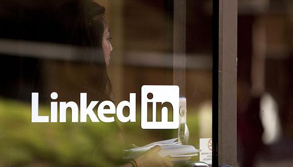 Muchas empresas ya no piden el CV impreso sino solo por LinkedIn. (Bloomberg)