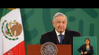 Presidente de México denuncia “prepotencia” de Facebook al bloquear cuentas de Trump