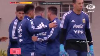 Lionel Messi se tomó fotos con todos los juveniles de la selección argentina tras el entrenamiento [VIDEO]