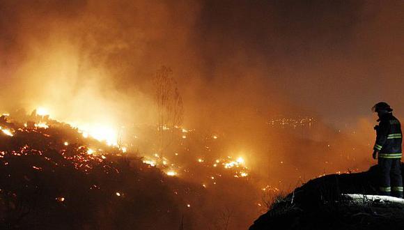 Chile: Apagar incendio en Valparaíso podría demorar 20 días. (Reuters)