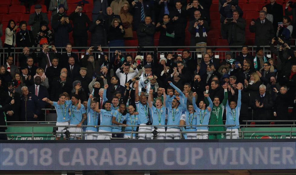 Bajo la dirección de Pep Guardiola, Manchester City conquistó el título de la EFL inglesa. (REUTERS)