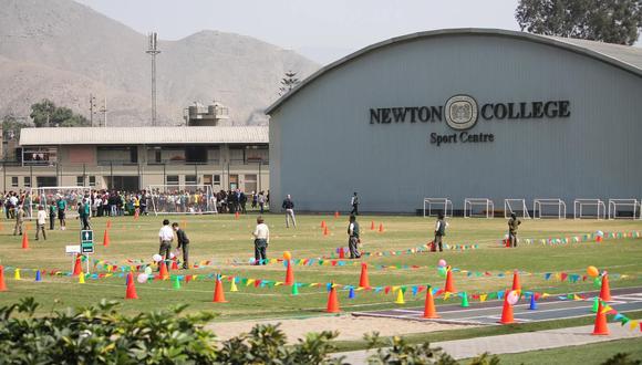 Newton College emitió comunicado tras detectarse caso de coronavirus entre sus estudiantes. (Facebook)