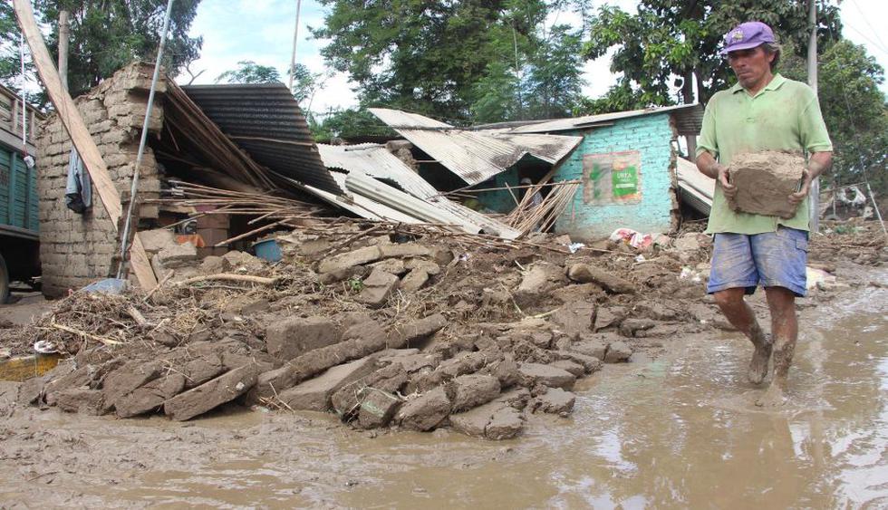 Las casas se desplomaron en Ascope por las lluvias torrenciales.
