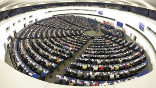 Eurodiputados aprueban la exención de visados para Europa a Perú y Colombia