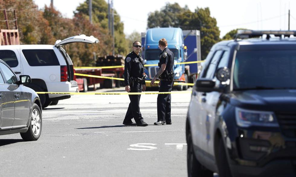 Estados Unidos: Conductor atropella a multitud y mata a una persona en California. (Reuters)
