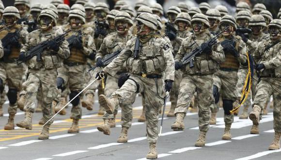 El Ejército de nuevo en la mira. (Perú21)