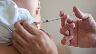 Indecisión ante las vacunas es la nueva postura que reta la salud mundial