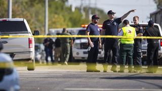 Tiroteo en iglesia de Texas deja un muerto y heridos, informó el gobernador 