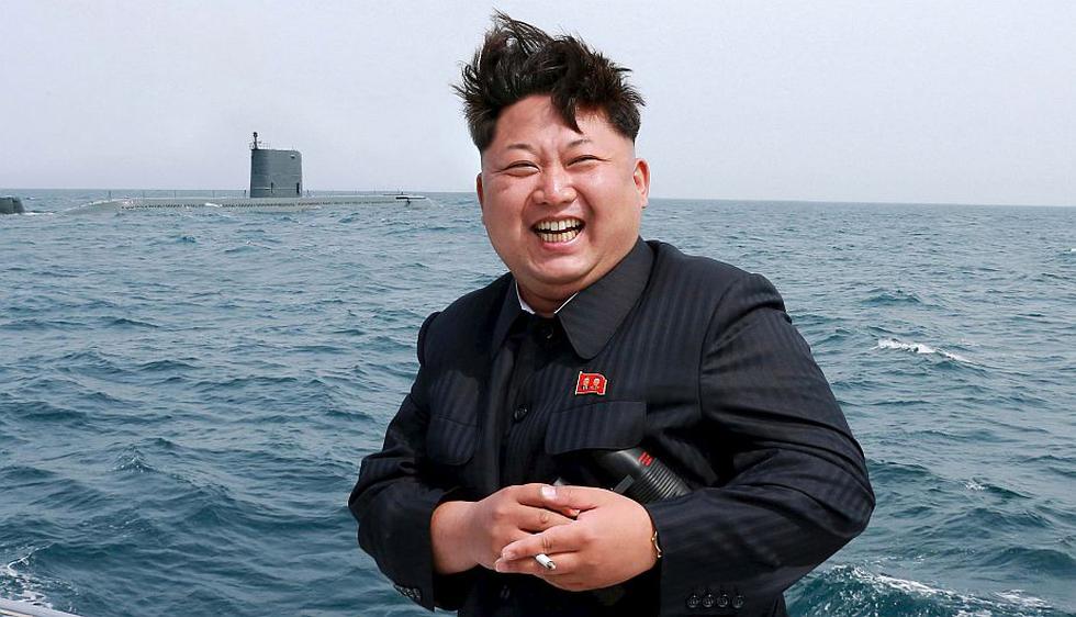 Corea del Norte lanzó su primer misil balístico submarino bajo la supervisión del máximo líder del país, Kim Jong-un, informó la agencia estatal de noticias KCNA. (Reuters)