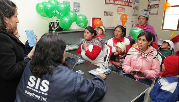 Peruanos sin seguro pueden acceder a SIS. (ANDINA)