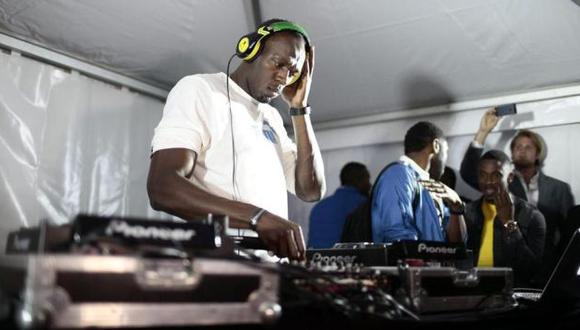 Desde reggae, hasta música electrónica, Usain Bolt mezcla a su gusto. (Reuters)