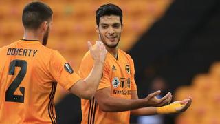 Raúl Jiménez marcó gol de penal y puso el 1-0 en el Wolverhampton-Olympiacos | VIDEO