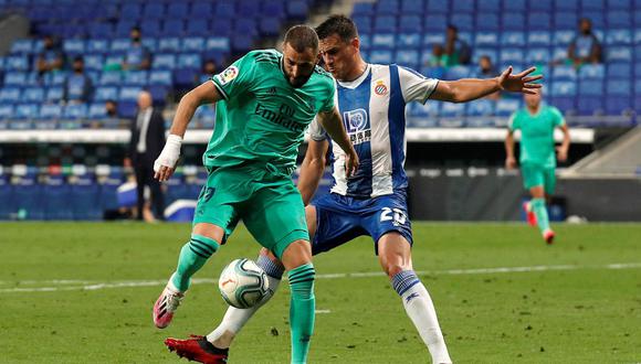 Karim Benzema asistió de taco a Casemiro para el 1-0 del Real Madrid ante Espanyol. (Agencias)