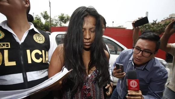 Miraflores: Trasladan a Fiscalía a mujer que agredió a policía en comisaría. (Fotos: Joel Alonso/GEC)